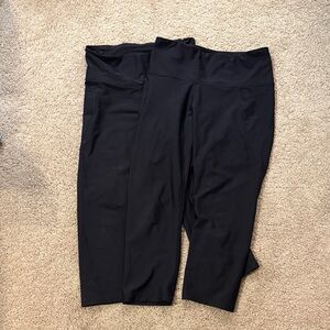 2 Women's Black High-Waist Pants Capris